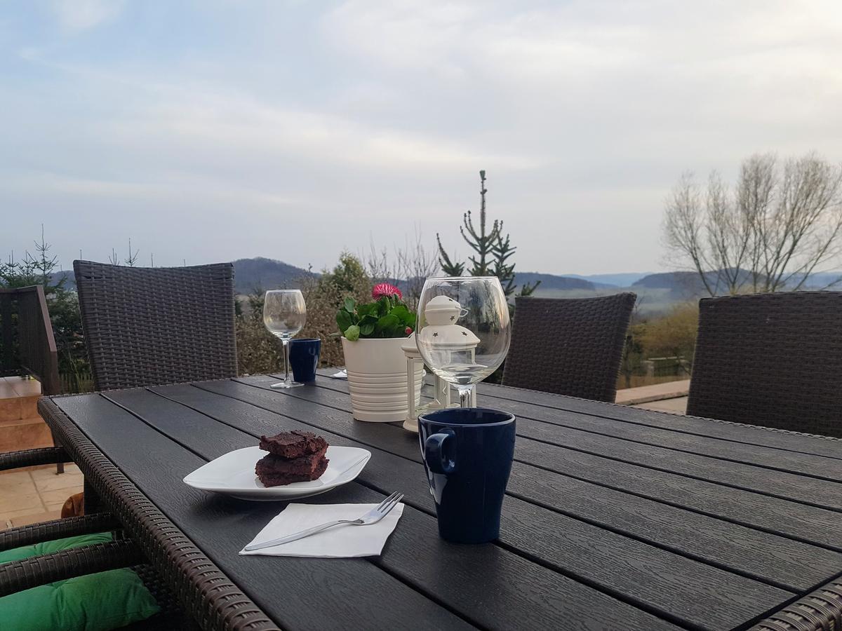 Vila Na Skalce Ceska Kamenice Luaran gambar